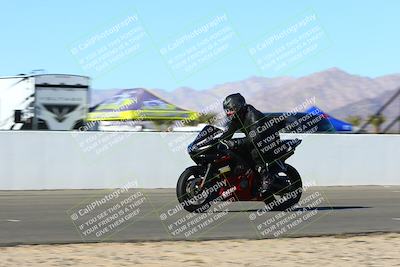 media/Jan-09-2022-SoCal Trackdays (Sun) [[2b1fec8404]]/Front Straight Speed Shots (1pm)/